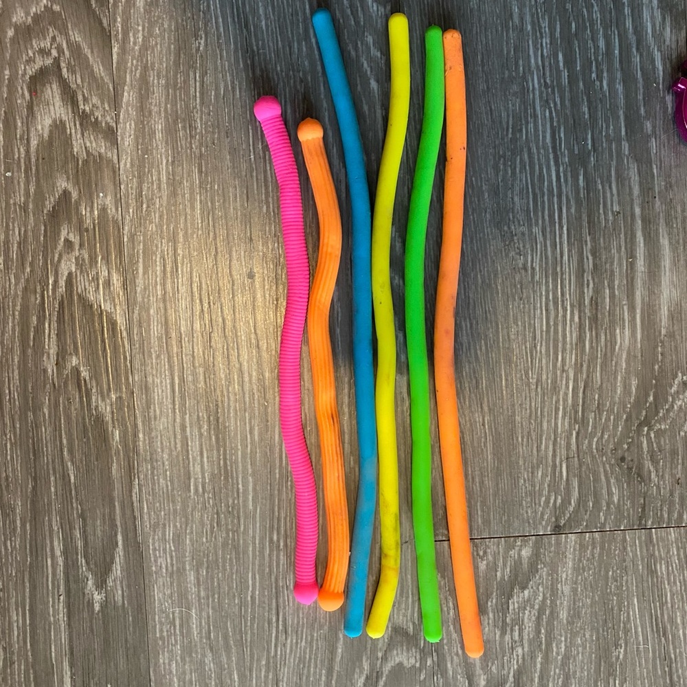 Fidgets - Picture 13 of 13